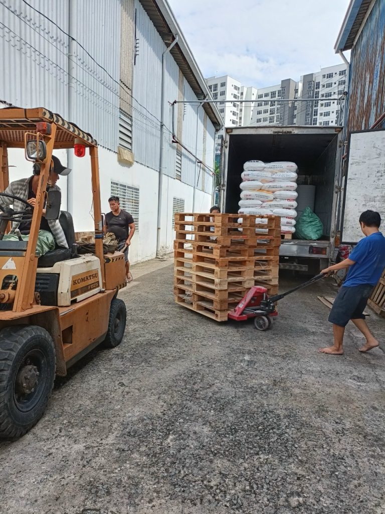 Cho Thuê Xe Nâng Tại Bình Dương – 0904.342.432